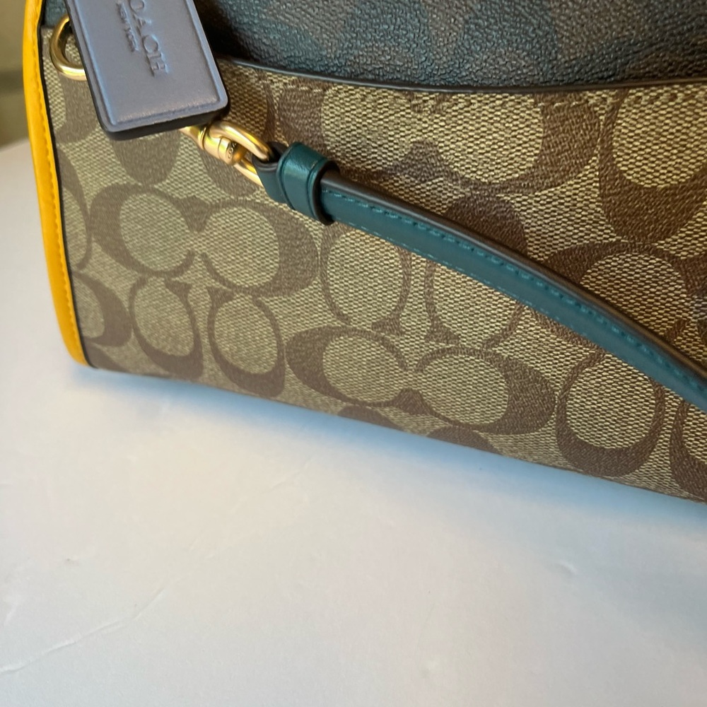 Coach Signature Colorblock Small Top Handle Bag in Multicolor. - Picture 3 of 14